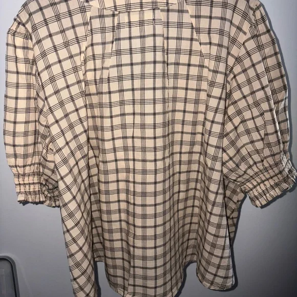 Urban Outfitters Cream Plaid V-Neck Blouse - Picture 2 of 6